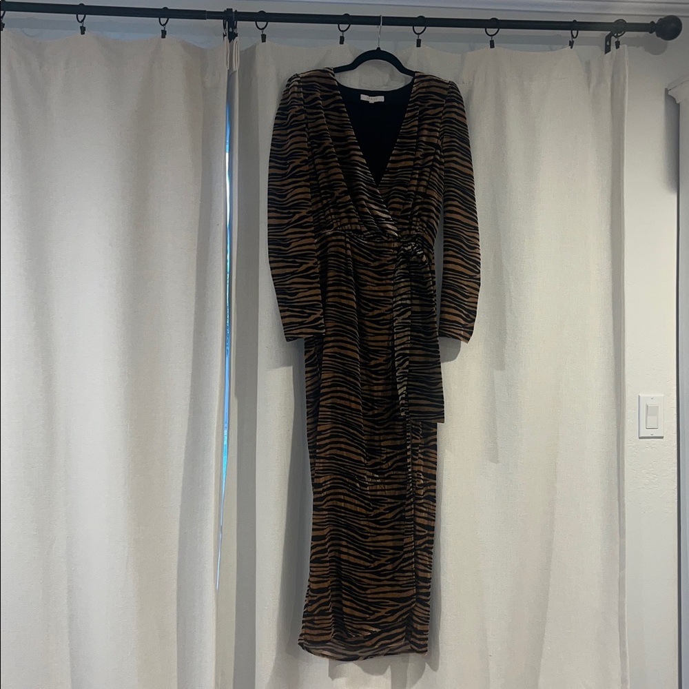 WAYF Animal Print Faux Wrap Maxi Dress Size Medium